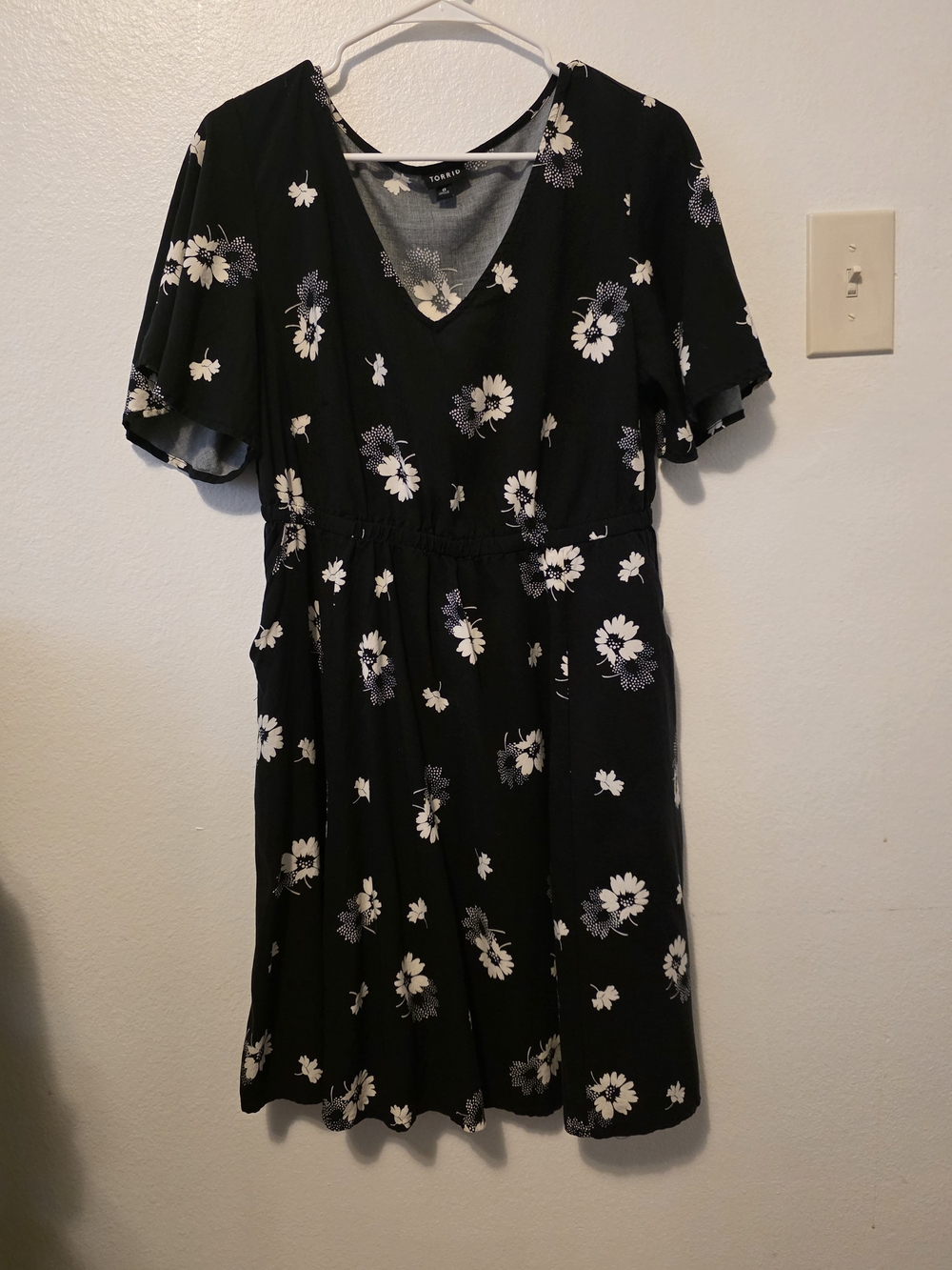 Torrid Black Dress with White Floral Print - Size 0